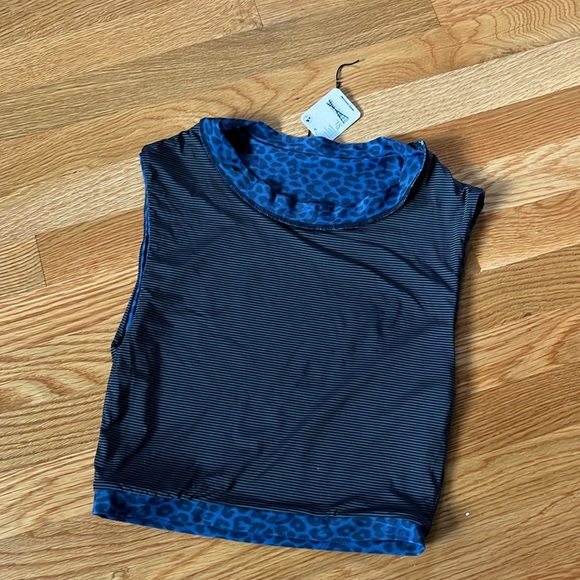 Acacia Swimwear Costa Top in Blue Amur Size XL NWT - Picture 15 of 15